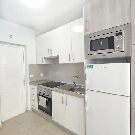 Sunshine Island Village